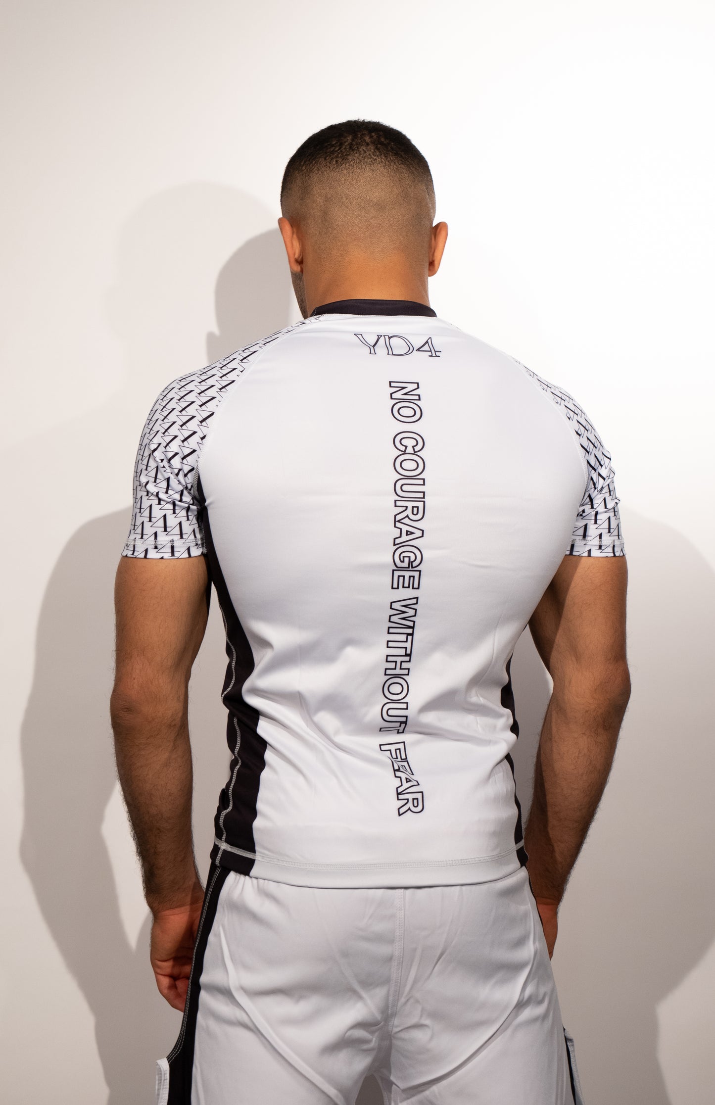 Ensemble White Rash Guard + Short Avec Legging