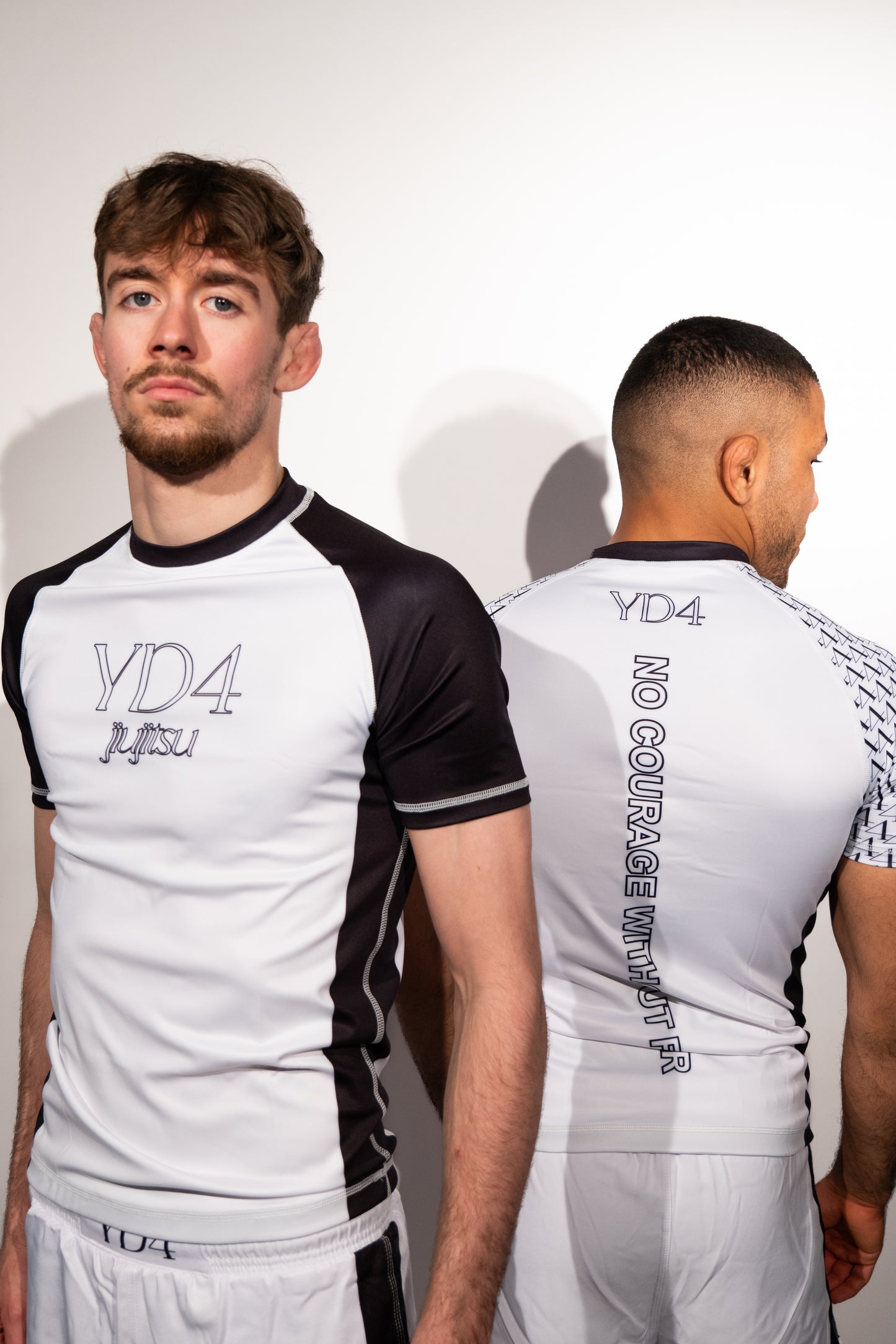 Ensemble White Rash Guard + Short Avec Legging